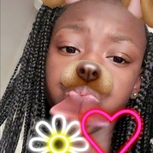 Meet your Posher, Amya